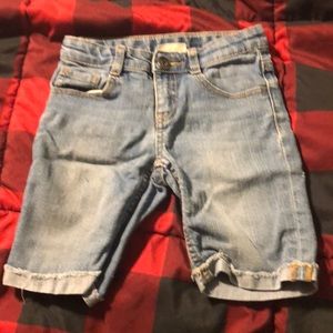 Crazy 8 size 6 shorts